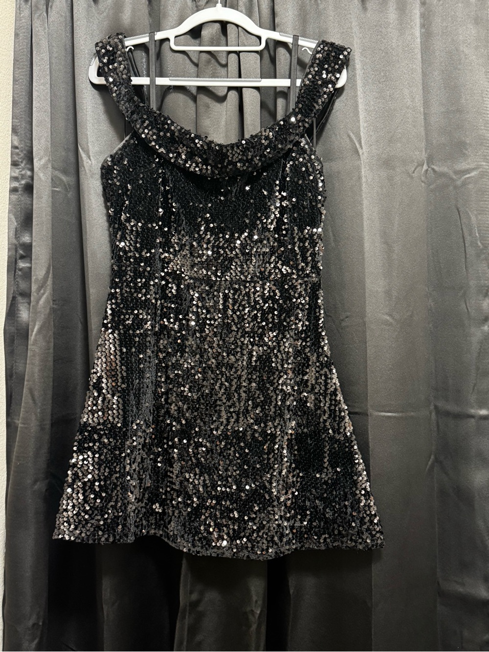 Honey Punch Black Sequin Off-Shoulder Midi Dress
